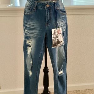 VIP DISTRESSED 9/10 JEANS DECONSTRUCTED